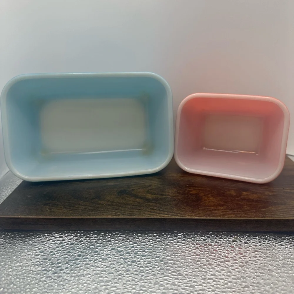 Vintage Pyrex Turquoise & Red Fridgie Storage Containers No Lids Set of 2